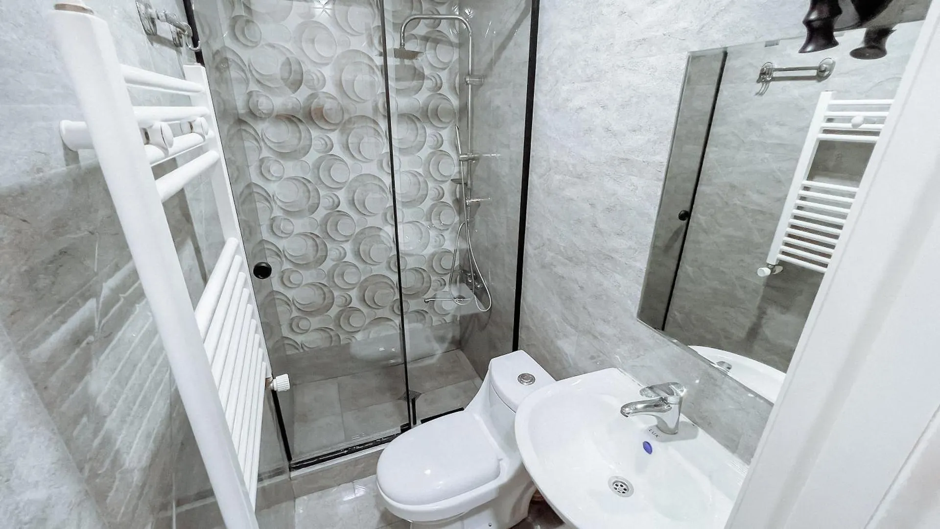 Lux Apartments 12 1 Tbilisi